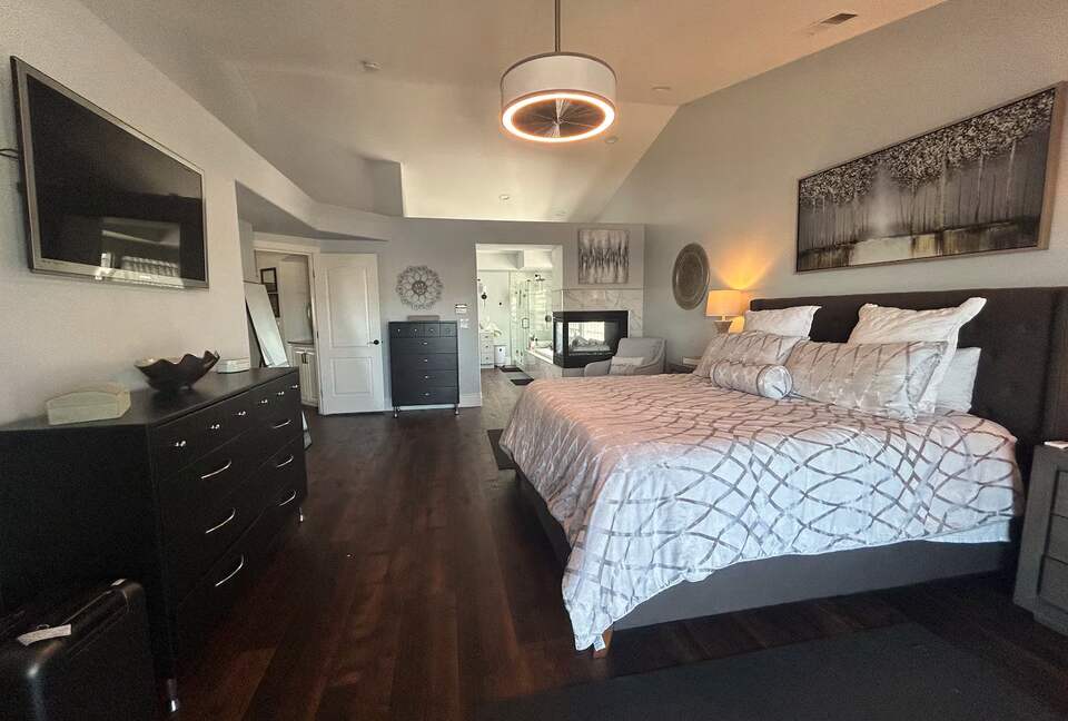 Modern Delta Retreat with Bar, Deck, and Private Dock Access - Discovery Bay, California