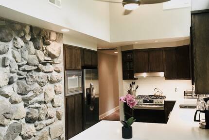 Hudson Ridge Escape - New Paltz, New York