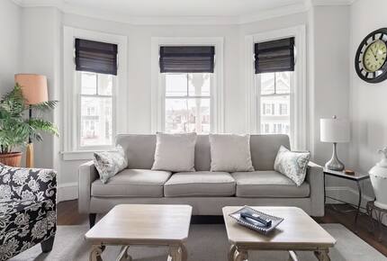 Coastal Charmer Steps from Thames Street & Newport Harbor - Newport, Rhode Island