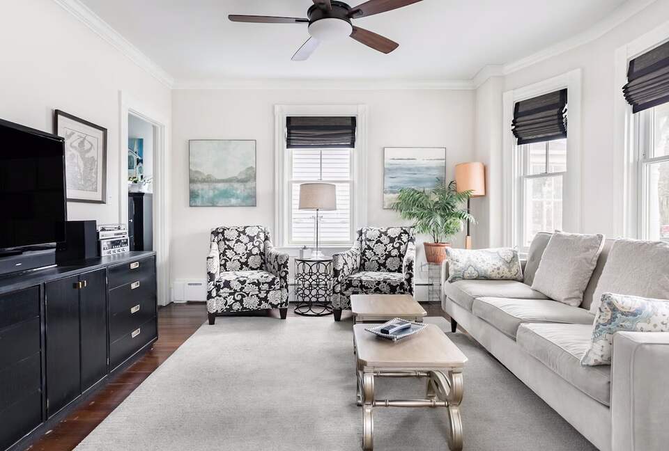 Coastal Charmer Steps from Thames Street & Newport Harbor - Newport, Rhode Island