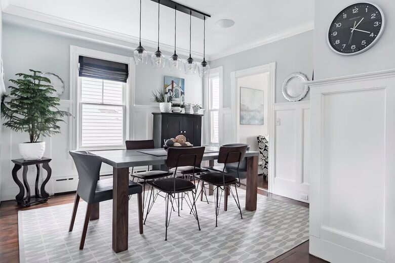 Coastal Charmer Steps from Thames Street & Newport Harbor - Newport, Rhode Island