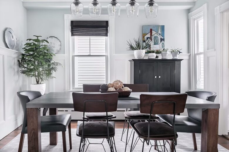 Coastal Charmer Steps from Thames Street & Newport Harbor - Newport, Rhode Island