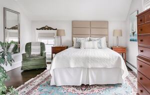 Coastal Charmer Steps from Thames Street & Newport Harbor - Newport, Rhode Island