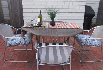 Coastal Charmer Steps from Thames Street & Newport Harbor - Newport, Rhode Island