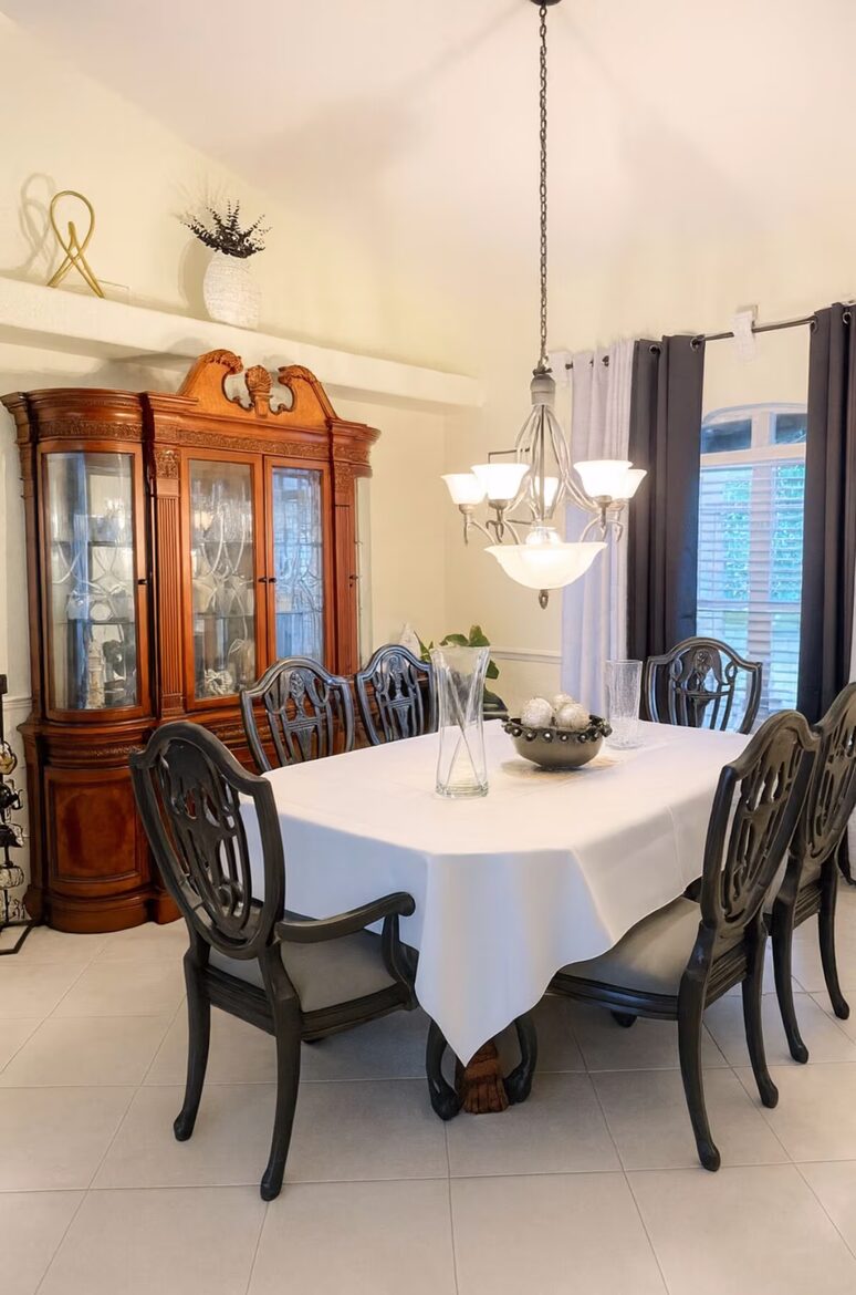 Villa Solora Modern Spanish-Inspired Retreat on Florida’s Intracoastal Waterway - Port Charlotte, Florida