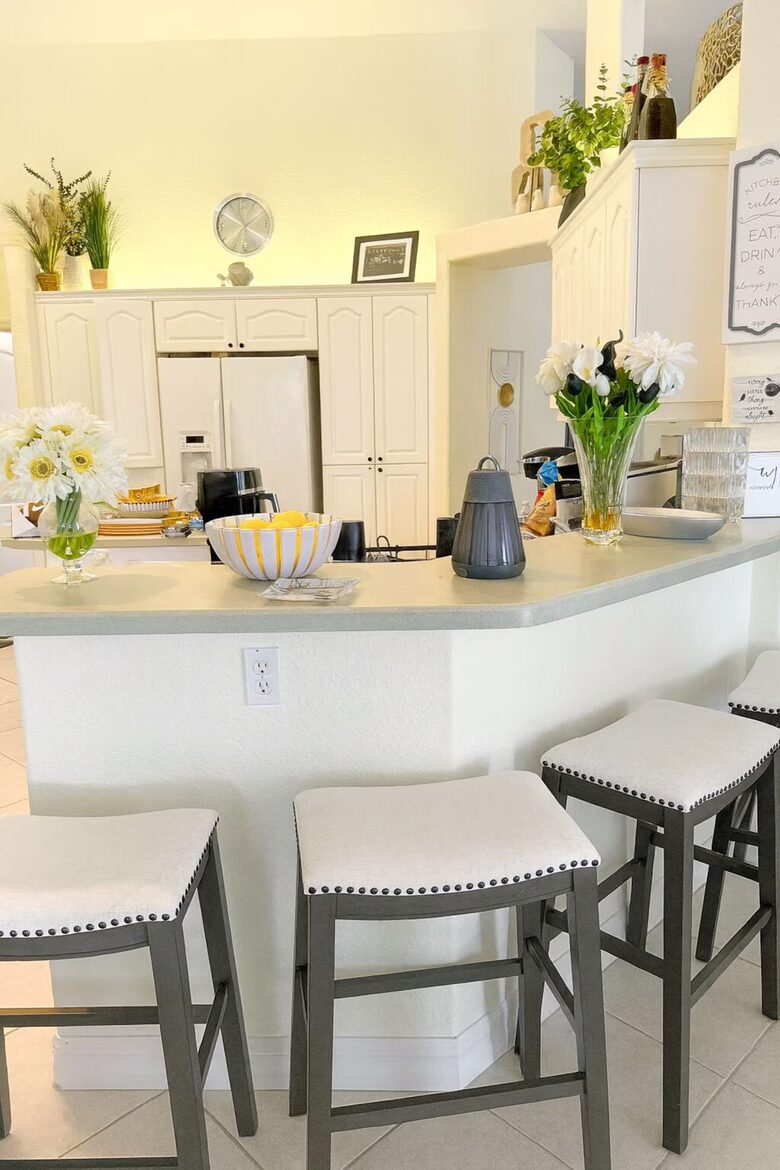 Villa Solora Modern Spanish-Inspired Retreat on Florida’s Intracoastal Waterway - Port Charlotte, Florida