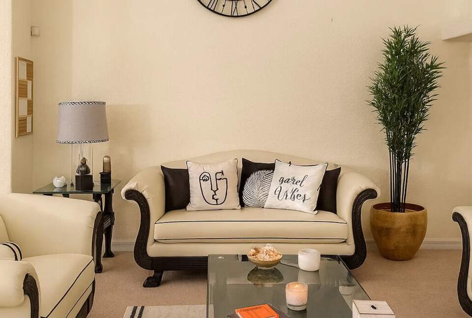 Villa Solora Modern Spanish-Inspired Retreat on Florida’s Intracoastal Waterway - Port Charlotte, Florida