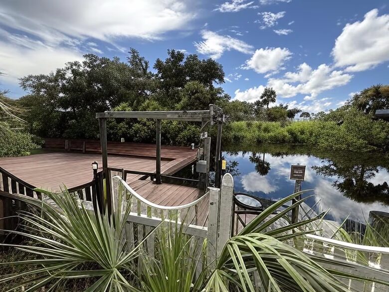 Villa Solora Modern Spanish-Inspired Retreat on Florida’s Intracoastal Waterway - Port Charlotte, Florida