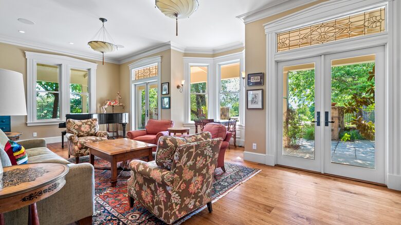 Grand Sonoma Vista Estate - Sonoma, California