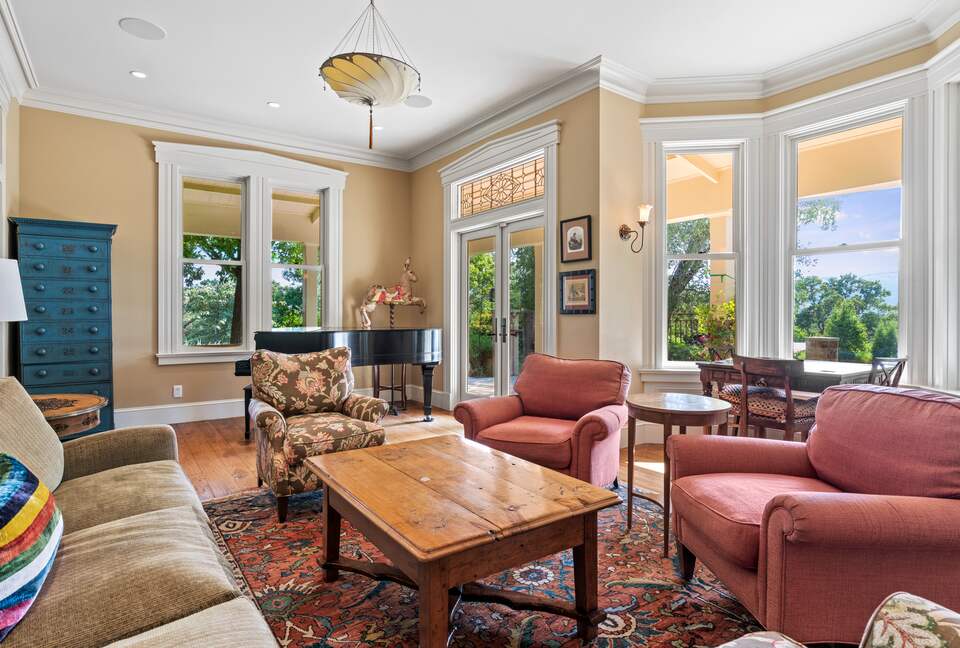 Grand Sonoma Vista Estate - Sonoma, California