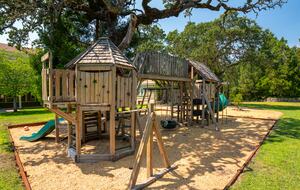 Grand Sonoma Vista Estate - Sonoma, California