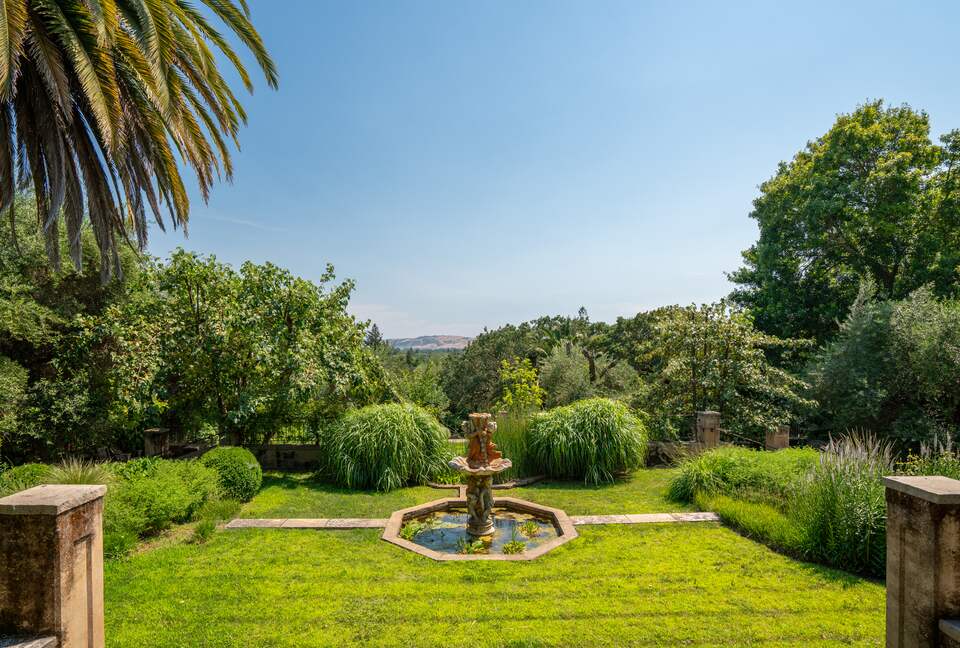 Grand Sonoma Vista Estate - Sonoma, California