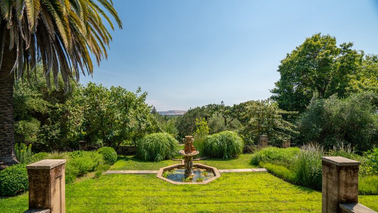Grand Sonoma Vista Estate - Sonoma, California