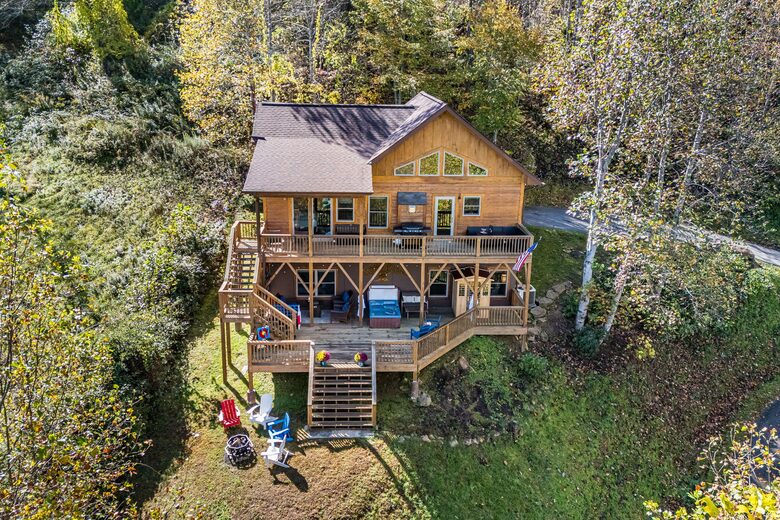 Mountain Escape in Heart of Maggie Valley - Maggie Valley, North Carolina