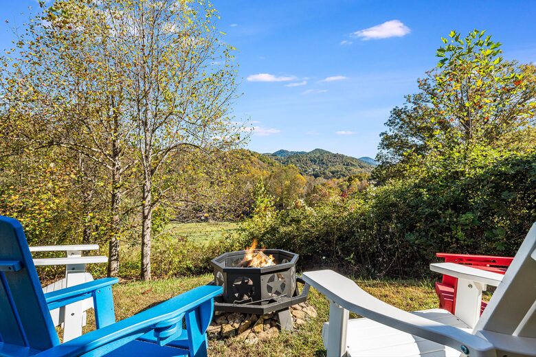 Mountain Escape in Heart of Maggie Valley - Maggie Valley, North Carolina