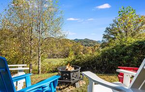 Mountain Escape in Heart of Maggie Valley - Maggie Valley, North Carolina