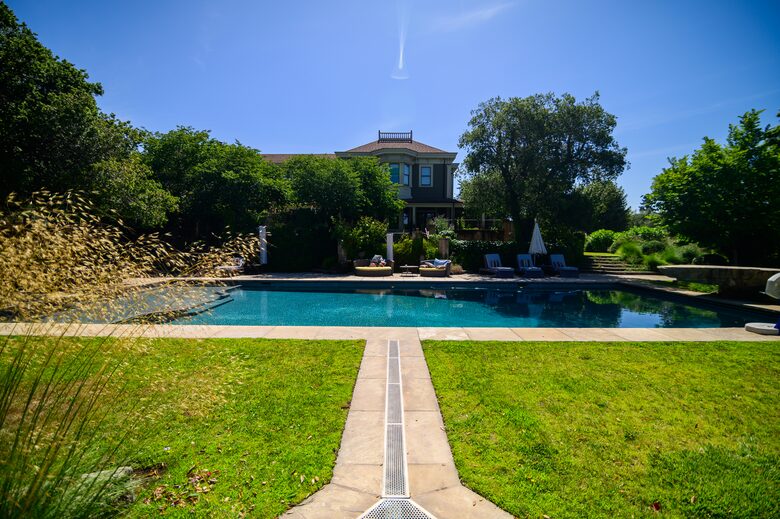 Grand Sonoma Vista Estate - Sonoma, California