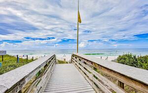 Newly Built Luxury Retreat with High Ceilings & Gulf Breeze Views - Santa Rosa Beach, Florida