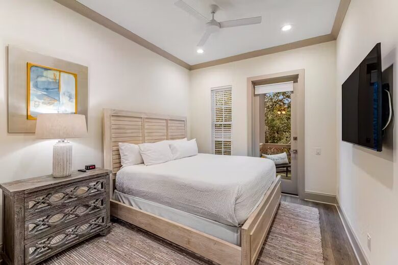 Newly Built Luxury Retreat with High Ceilings & Gulf Breeze Views - Santa Rosa Beach, Florida