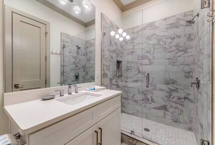 Newly Built Luxury Retreat with High Ceilings & Gulf Breeze Views - Santa Rosa Beach, Florida