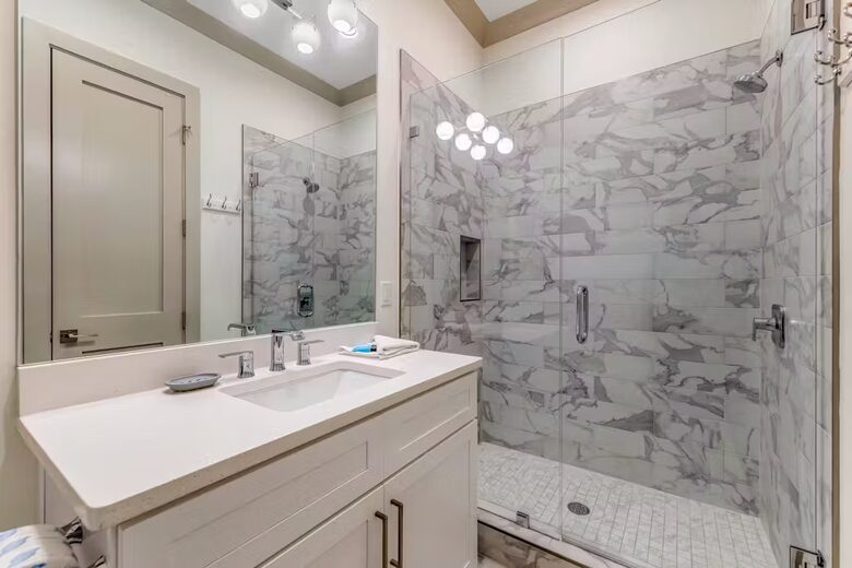 Newly Built Luxury Retreat with High Ceilings & Gulf Breeze Views - Santa Rosa Beach, Florida