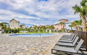 Newly Built Luxury Retreat with High Ceilings & Gulf Breeze Views - Santa Rosa Beach, Florida