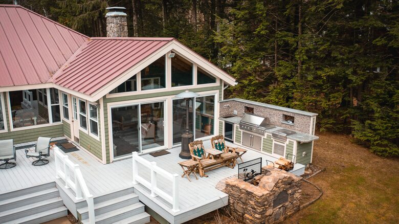 Friends Lake Estate | A Luxurious Adirondack Waterfront Retreat - Chestertown, New York