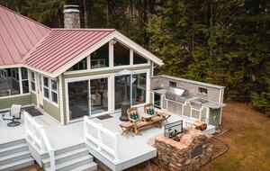 Friends Lake Estate | A Luxurious Adirondack Waterfront Retreat - Chestertown, New York