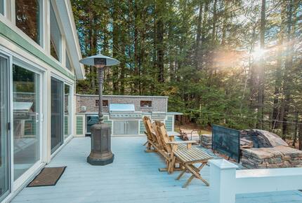 Friends Lake Estate | A Luxurious Adirondack Waterfront Retreat - Chestertown, New York