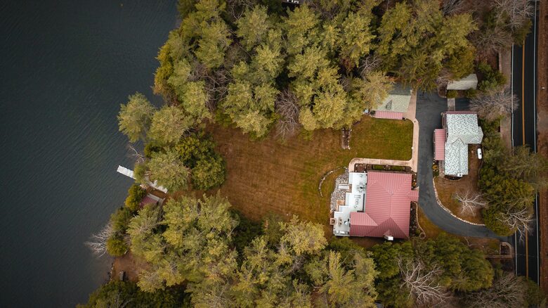 Friends Lake Estate | A Luxurious Adirondack Waterfront Retreat - Chestertown, New York