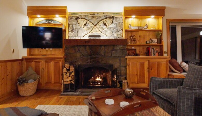 Friends Lake Estate | A Luxurious Adirondack Waterfront Retreat - Chestertown, New York