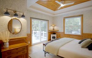 Friends Lake Estate | A Luxurious Adirondack Waterfront Retreat - Chestertown, New York