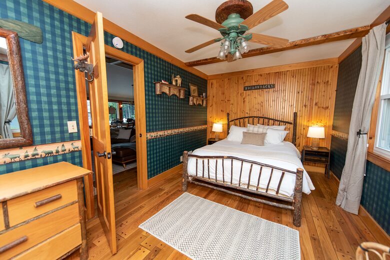 Friends Lake Estate | A Luxurious Adirondack Waterfront Retreat - Chestertown, New York