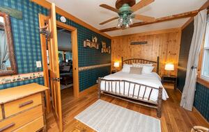 Friends Lake Estate | A Luxurious Adirondack Waterfront Retreat - Chestertown, New York