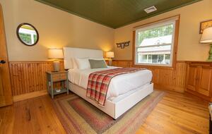 Friends Lake Estate | A Luxurious Adirondack Waterfront Retreat - Chestertown, New York