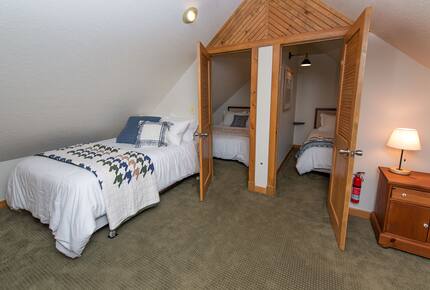 Friends Lake Estate | A Luxurious Adirondack Waterfront Retreat - Chestertown, New York