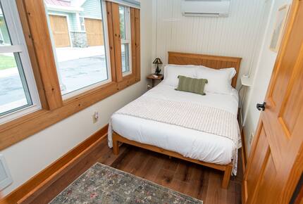 Friends Lake Estate | A Luxurious Adirondack Waterfront Retreat - Chestertown, New York