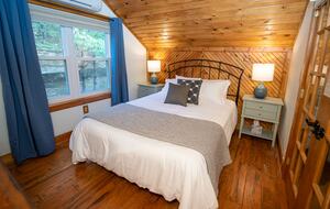 Friends Lake Estate | A Luxurious Adirondack Waterfront Retreat - Chestertown, New York