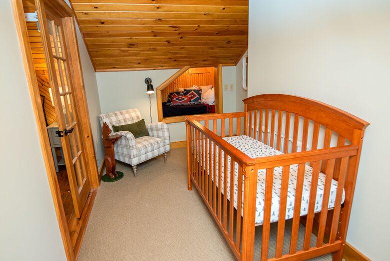 Friends Lake Estate | A Luxurious Adirondack Waterfront Retreat - Chestertown, New York