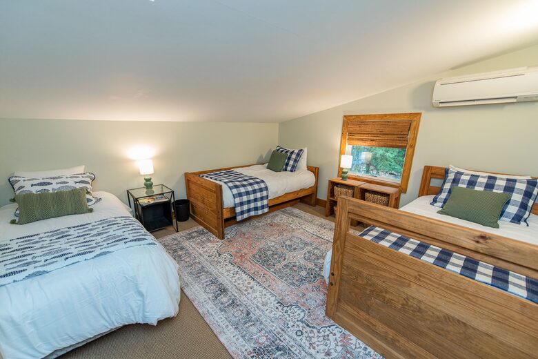 Friends Lake Estate | A Luxurious Adirondack Waterfront Retreat - Chestertown, New York