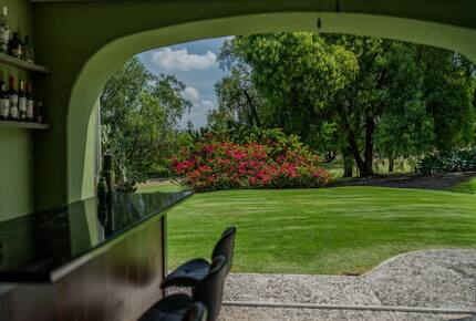 Tranquil Golfside Villa in Balvanera Polo Country Club Country Club - Corregidora, Mexico