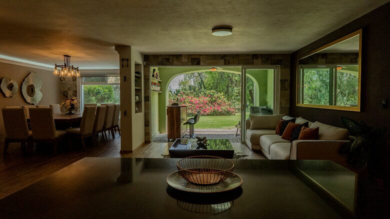 Tranquil Golfside Villa in Balvanera Polo Country Club Country Club - Corregidora, Mexico