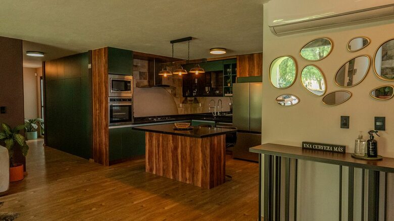 Tranquil Golfside Villa in Balvanera Polo Country Club Country Club - Corregidora, Mexico