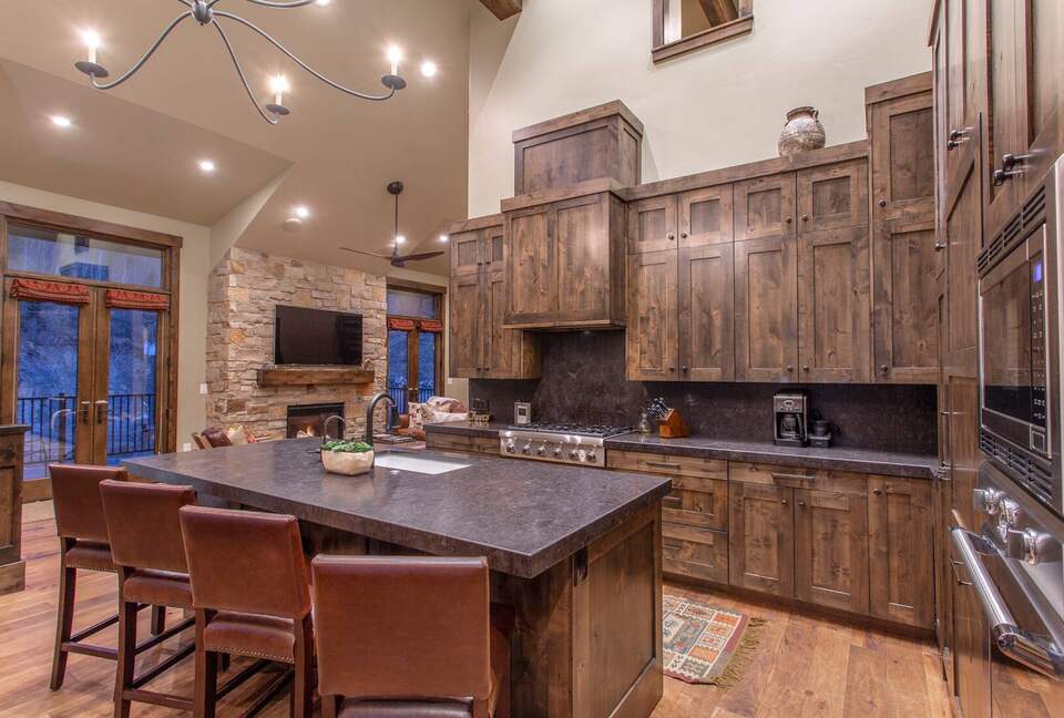 Old Town Park City Mountain Estate Steps from Main Street & Ski Lifts - Park City, Utah