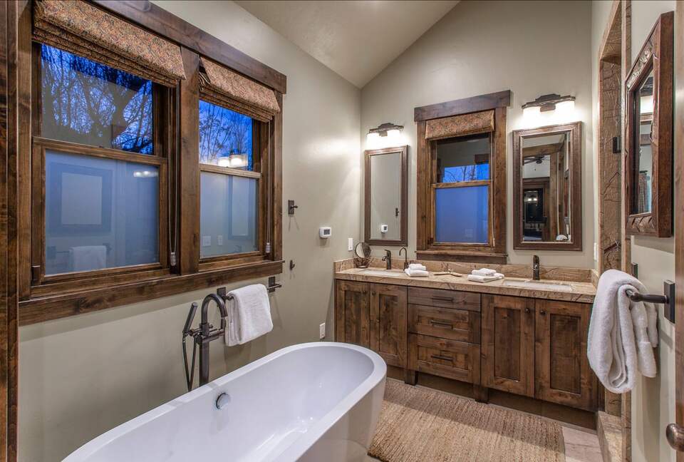 Old Town Park City Mountain Estate Steps from Main Street & Ski Lifts - Park City, Utah