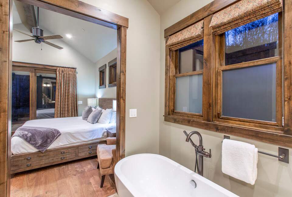 Old Town Park City Mountain Estate Steps from Main Street & Ski Lifts - Park City, Utah