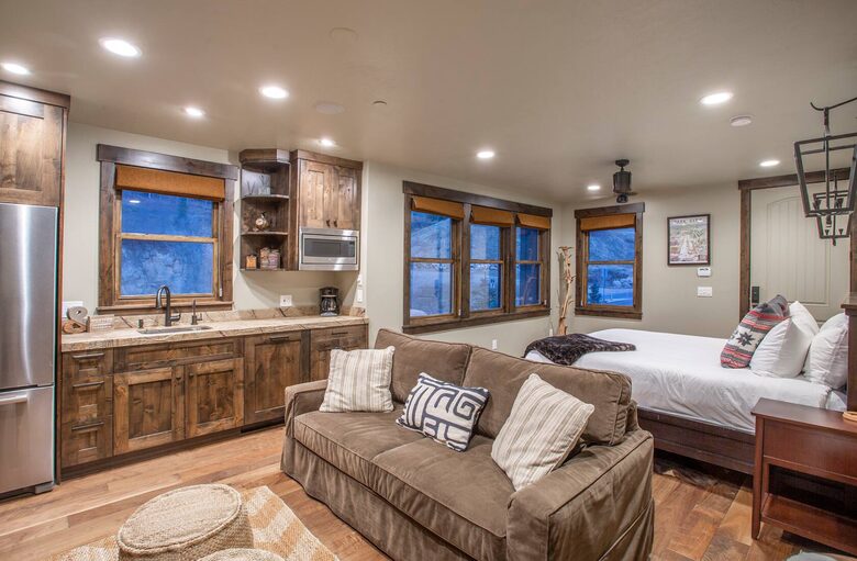 Old Town Park City Mountain Estate Steps from Main Street & Ski Lifts - Park City, Utah