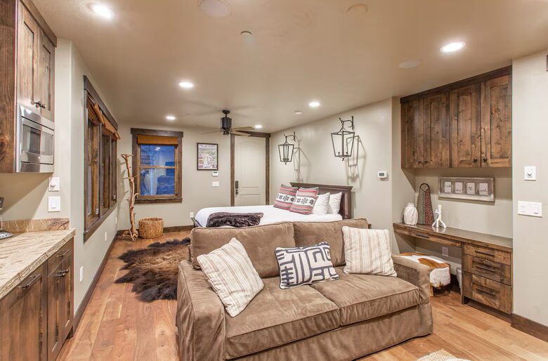 Old Town Park City Mountain Estate Steps from Main Street & Ski Lifts - Park City, Utah