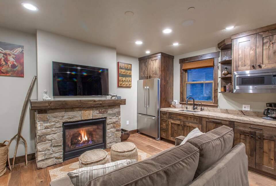 Old Town Park City Mountain Estate Steps from Main Street & Ski Lifts - Park City, Utah