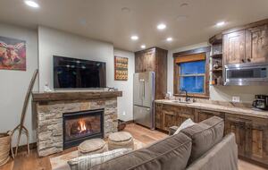 Old Town Park City Mountain Estate Steps from Main Street & Ski Lifts - Park City, Utah